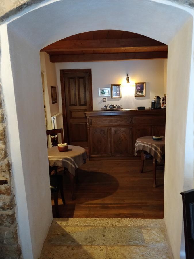 Gorianádhes 老旅馆酒店 外观 照片